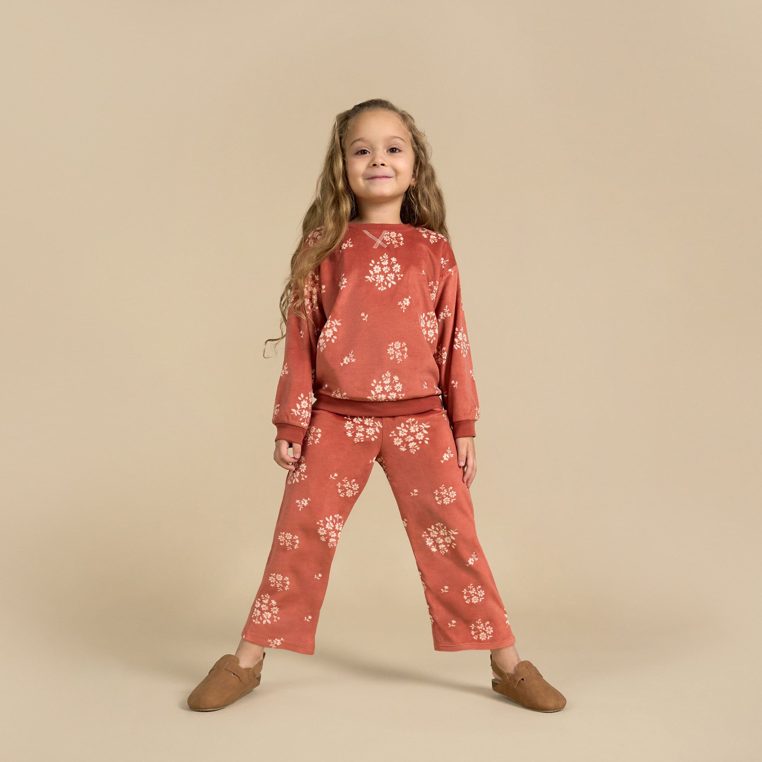 2-Piece Infant & Toddler Girls Red Bouquet Fleece Pajama Set - Image 2