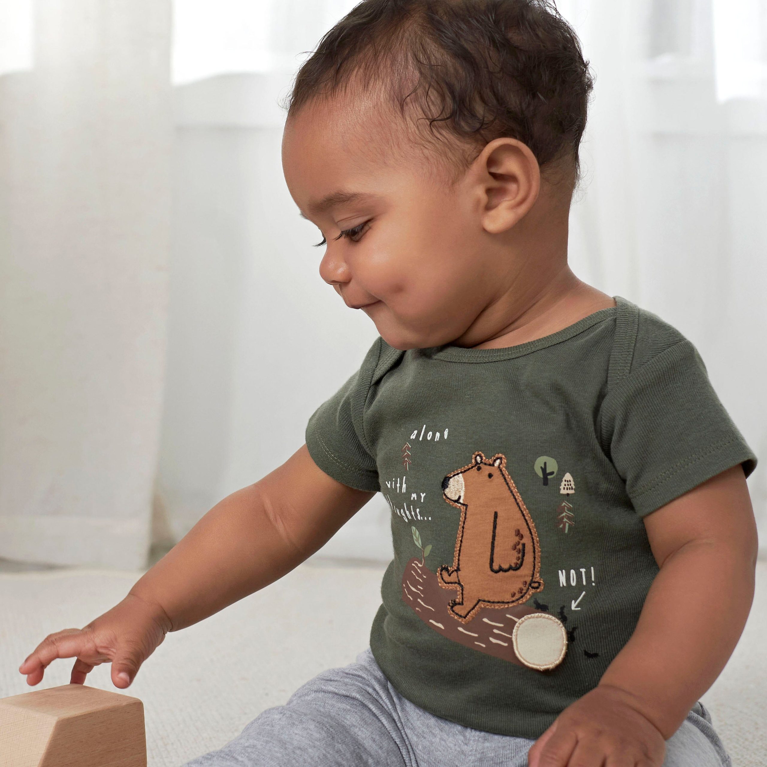 6-Piece Baby Boys Bear Onesies® Bodysuit and Sleep 'N Play Set - Image 2