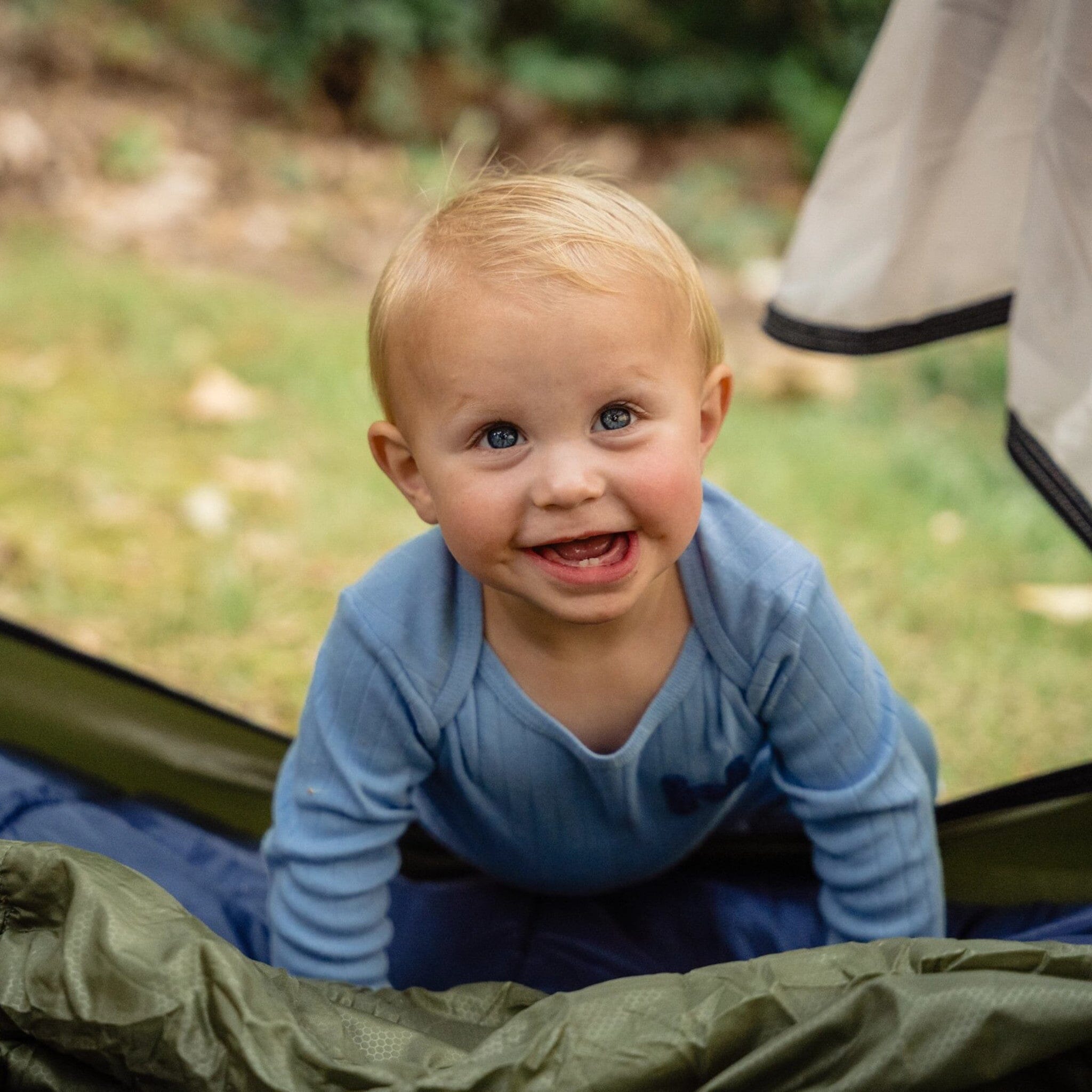 2-Piece Baby Boys Blue Bodysuit and Pant Set - Image 2