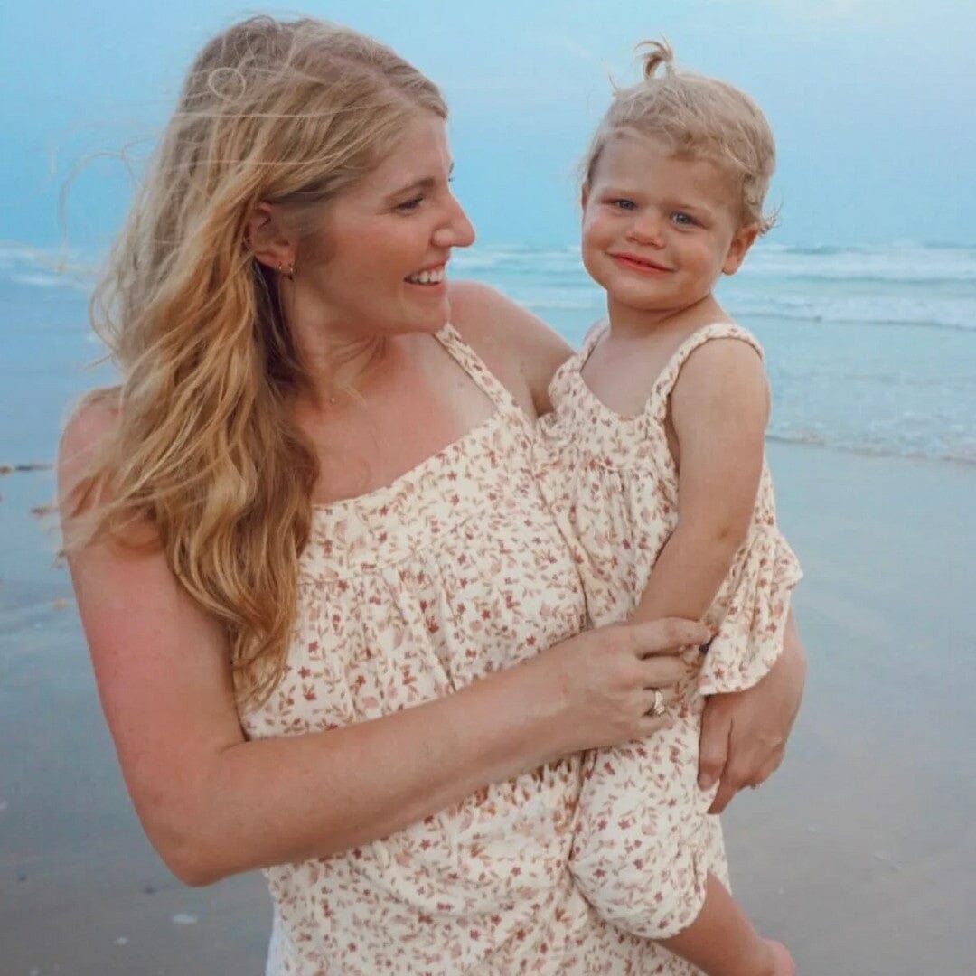 Mommy & Me Vine Floral Top & Cropped Pant Bundle - Image 6